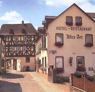Altes Tor Hotel Boppard Bagian luar foto